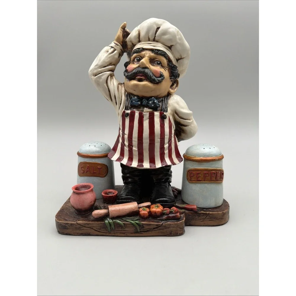 VTG Italian Kitchen Decor Chef Features Salt And Pepper Shakers Rolling Pin